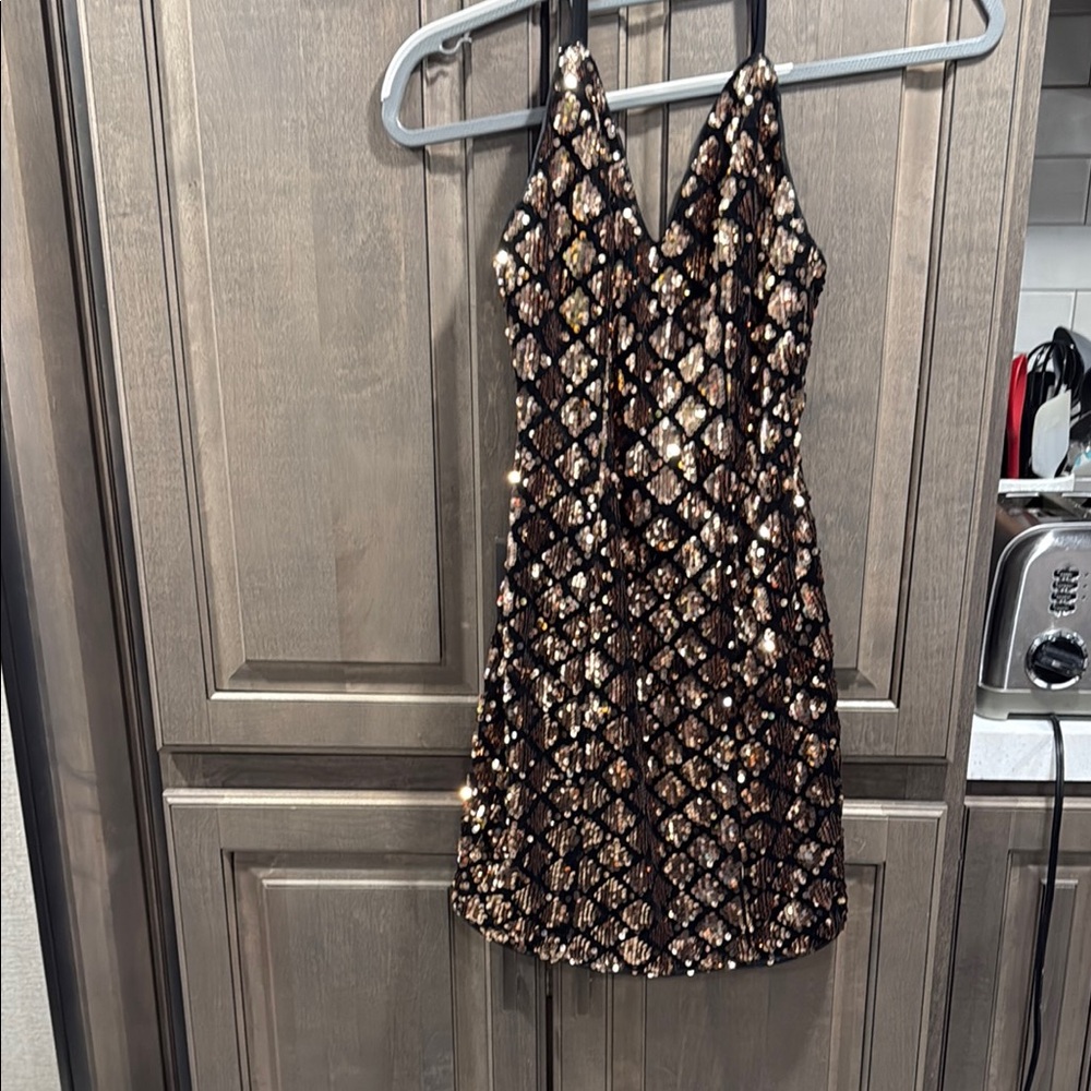 Love Culture Sequin Halter Mini Dress - Black and Rose Gold, size small, GUC